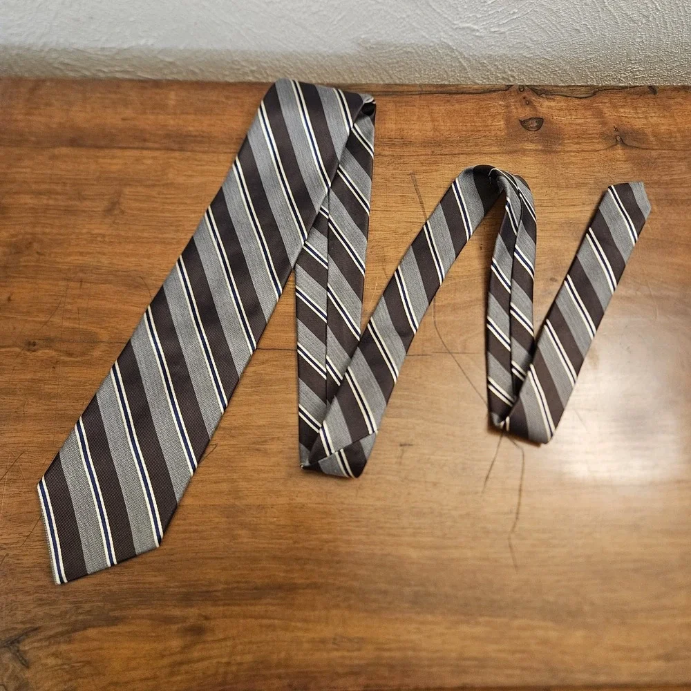 NWT Tommy‎ Hilfiger Striped 100% Silk Tie Gray Brown Blue White Beige